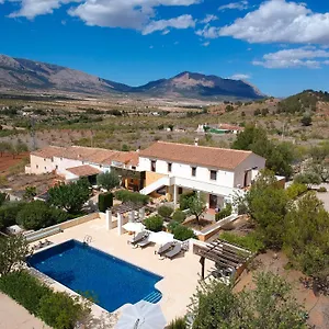 Casa Claví Chirivel